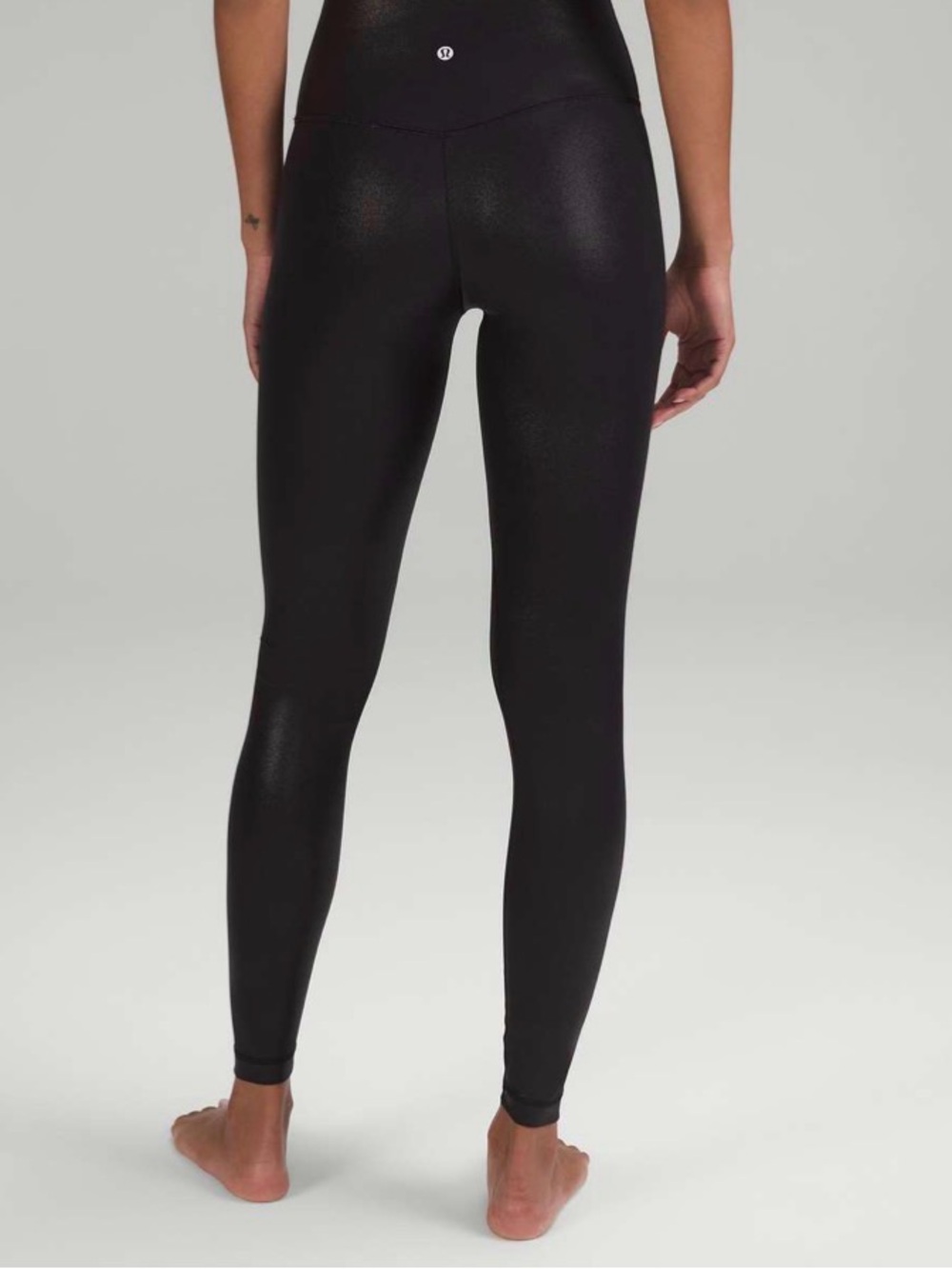 Lululemon Align High-Rise Pant 28" *Shine
Radiate Foil Print Black size 2